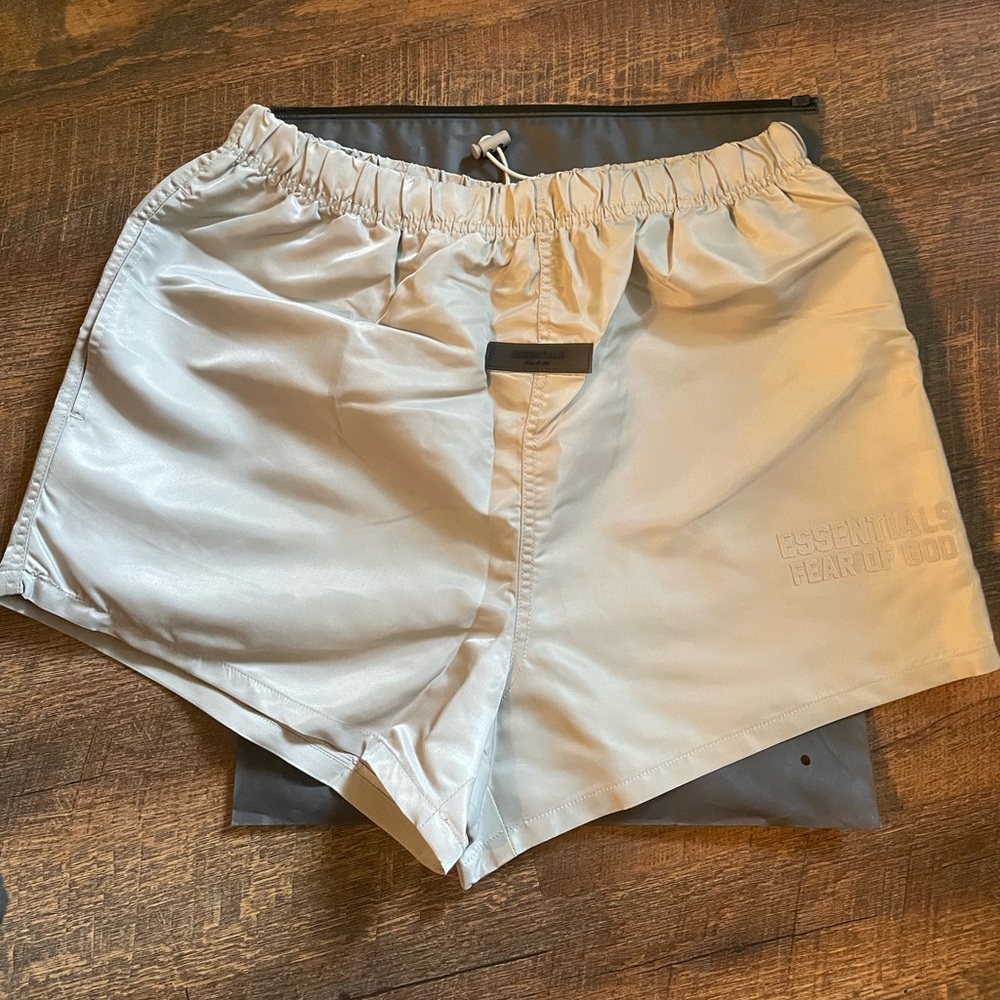 Essentials “Fear of God” shorts
